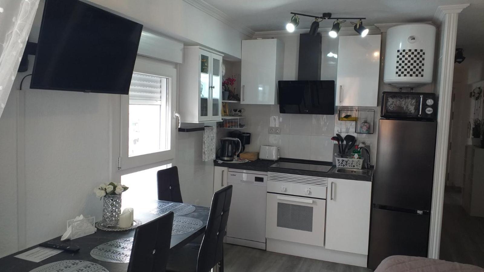 Inlesa 5A Holiday Apt With Pool 貝尼多姆 外观 照片